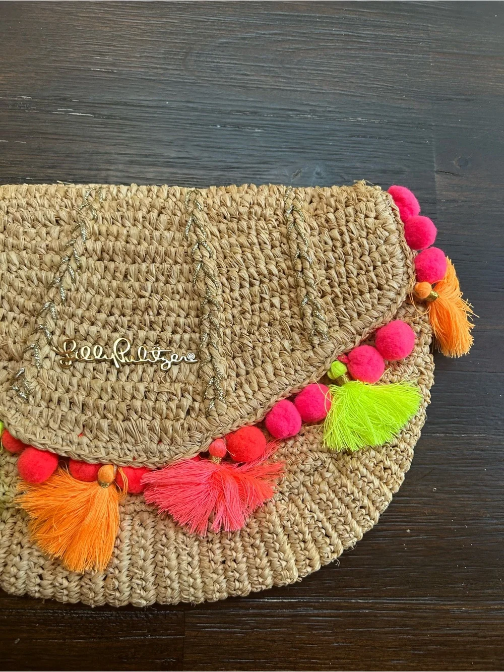 Lilly Pulitzer Straw Claim she’ll clutch with neon trim - Picture 4 of 9